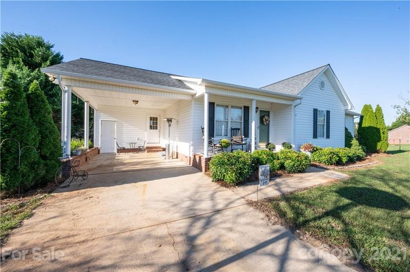 3503 June Bug Rd, Vale, NC 28168