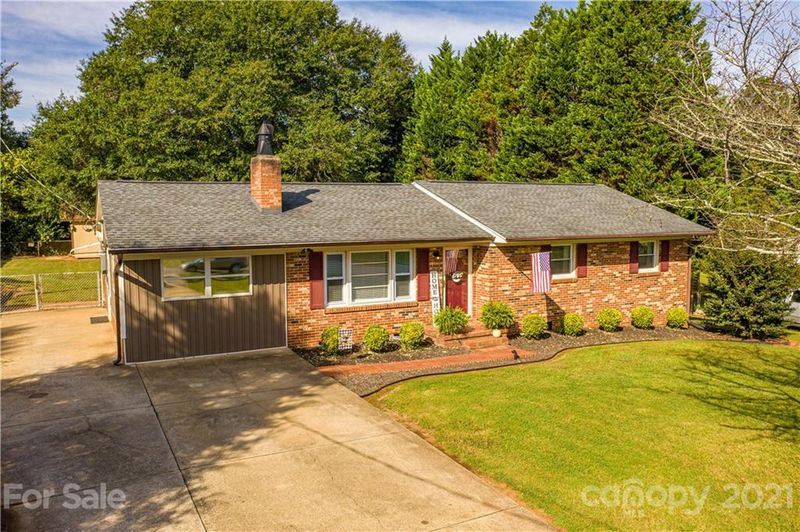 113 Johnston Dr, Belmont, NC 28012