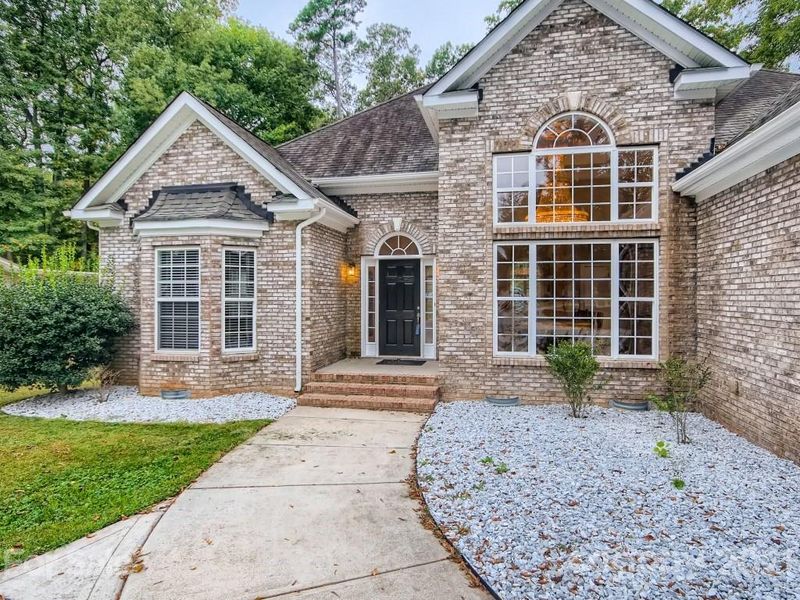 1319 Rama Rd, Charlotte, NC 28211