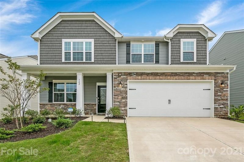 142 Haddonsfield Dr, Mooresville, NC 28115