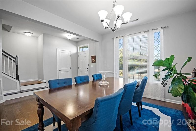 3303 Major Samuals Way, Charlotte, NC 28208