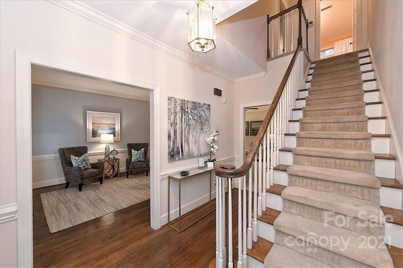 6703 Alexander Hall Dr, Charlotte, NC 28270