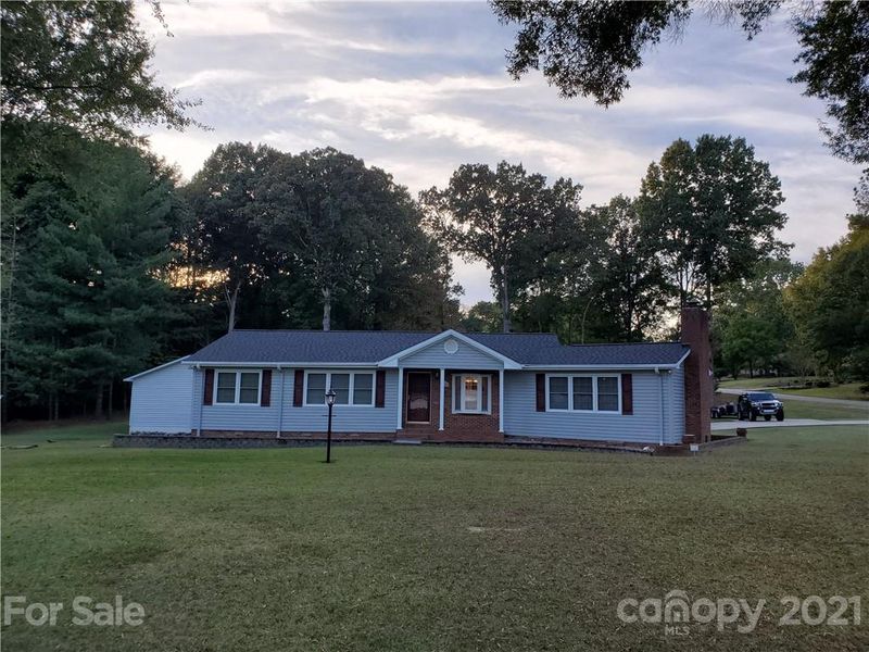 2005 Strafford Dr, Lancaster, SC 29720