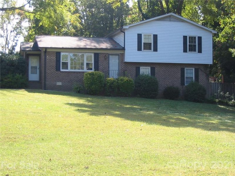 1898 Timberlake Dr, Rock Hill, SC 29732