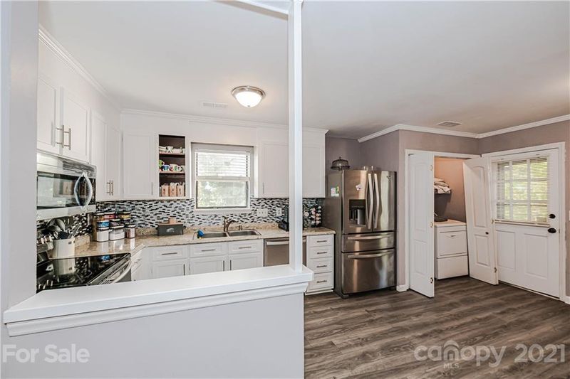 10204 Adaire Cir, Mint Hill, NC 28227