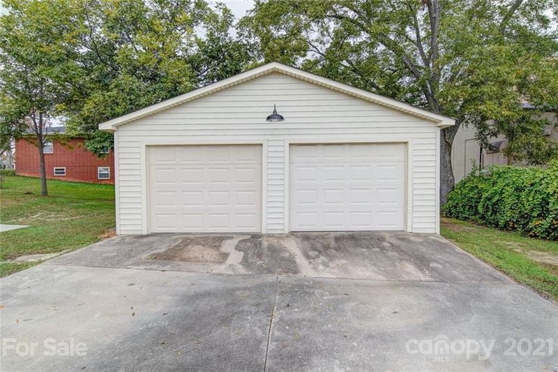 607 Jackson St, Kannapolis, NC 28083