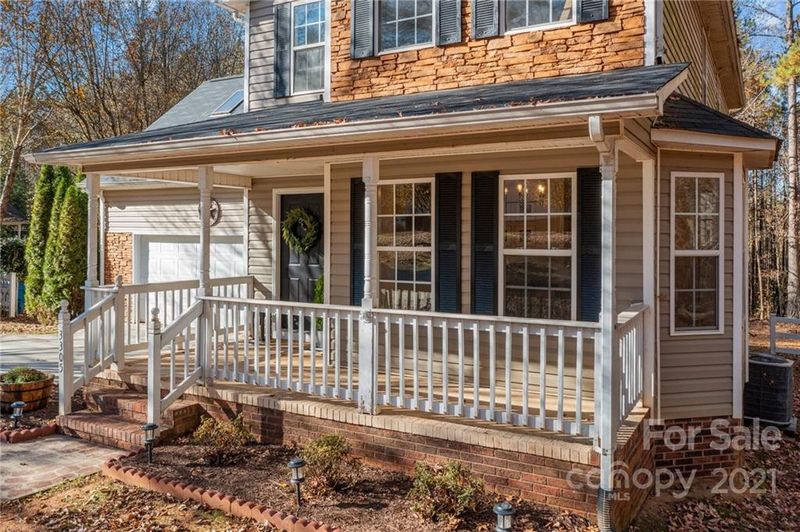 3305 Shore Launch Dr, Sherrills Ford, NC 28673