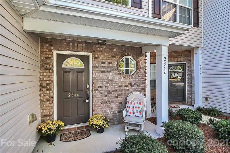 2344 Calabassas Ln, Matthews, NC 28105