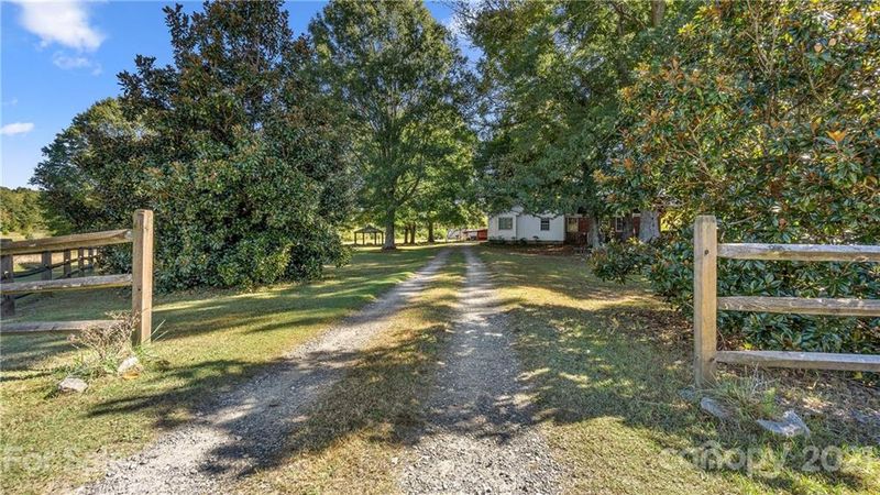 1684 Black Hw, York, SC 29745