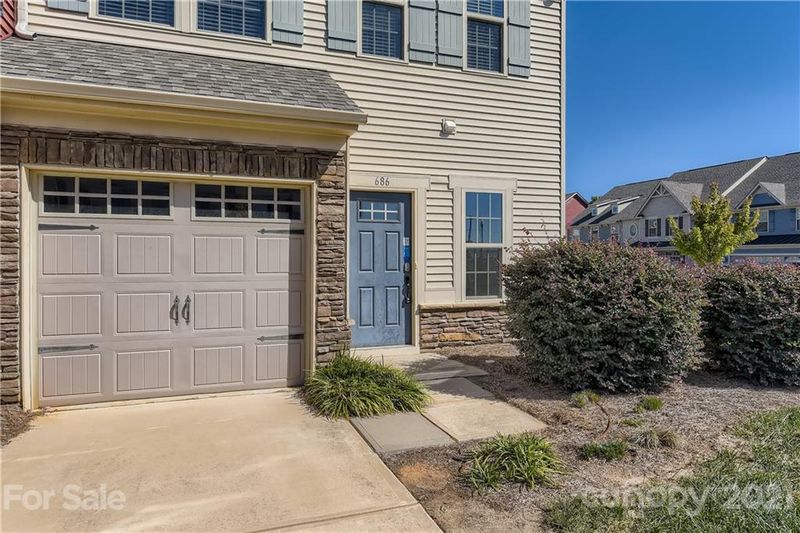 686 Studio Ln, Concord, NC 28027