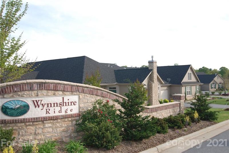 854 Wynnshire Dr #31, Hickory, NC 28601