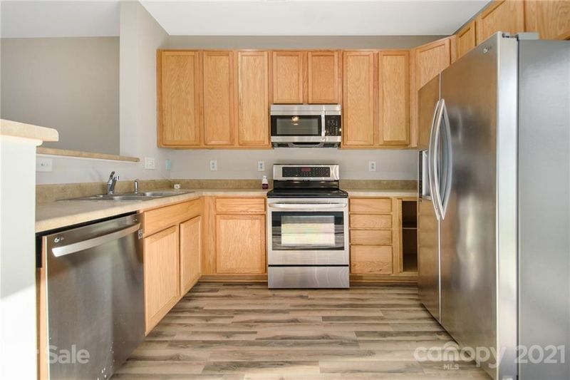 212 Azteca Dr, Stallings, NC 28104