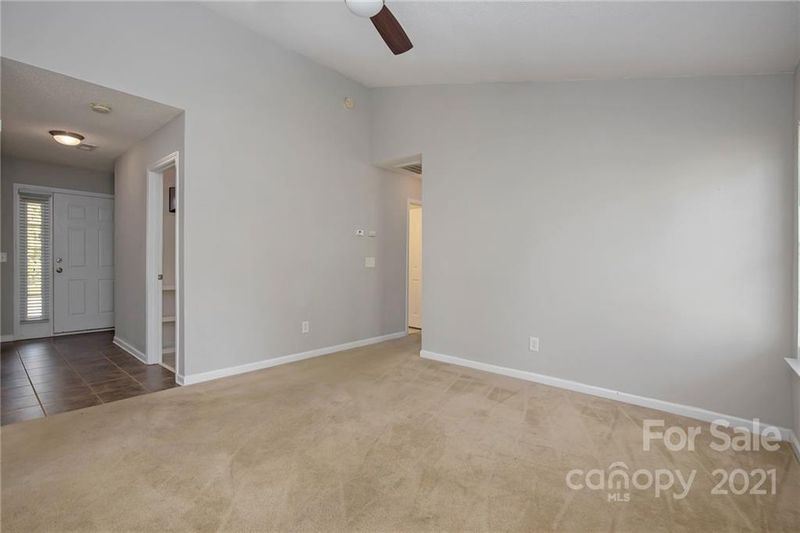 549 River View Dr, Lowell, NC 28098