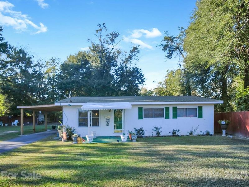 1520 Holly Leaf Ave, Gastonia, NC 28052