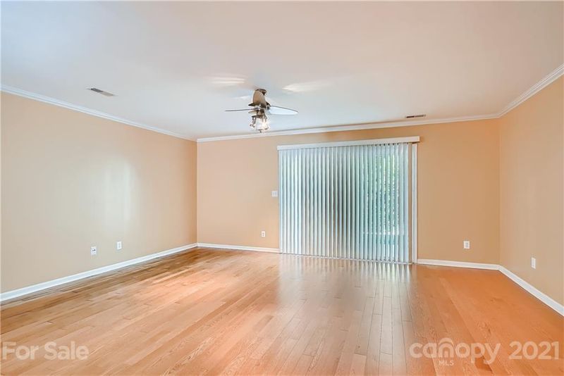 7501 Pilot Cove Ct, Denver, NC 28037