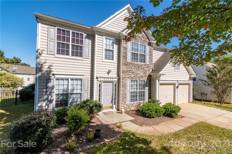 21009 Brinkley St, Cornelius, NC 28031