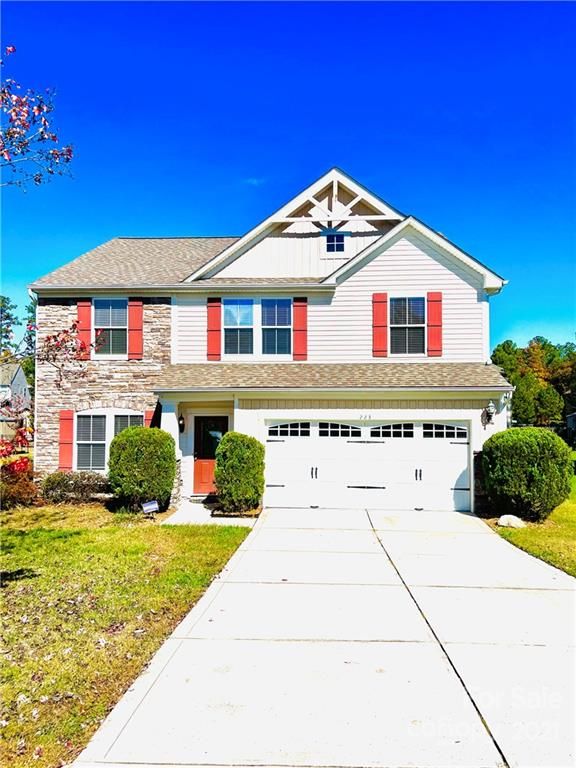 223 Hydrangea Dr, Lake Wylie, SC 29710