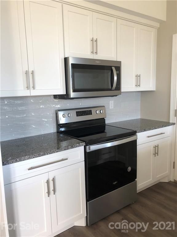 2620 2nd St NE, Hickory, NC 28601