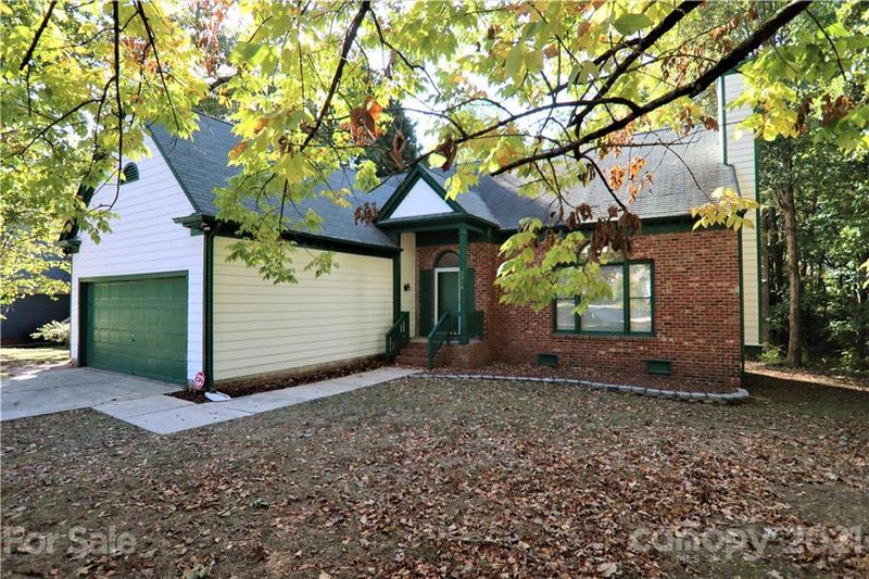 2514 Annecy Dr, Matthews, NC 28105