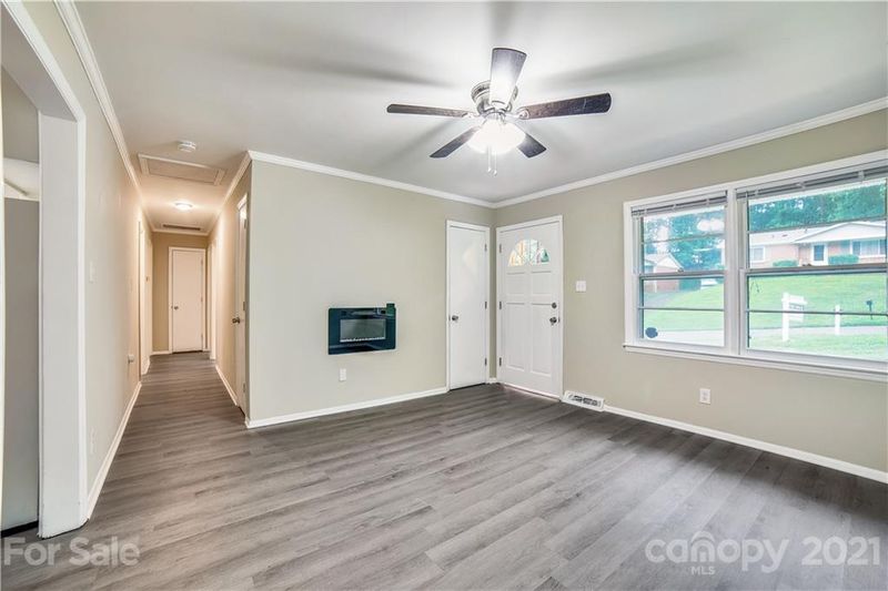 406 Edgegreen Dr, Charlotte, NC 28217
