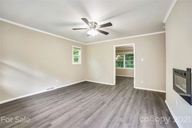 406 Edgegreen Dr, Charlotte, NC 28217