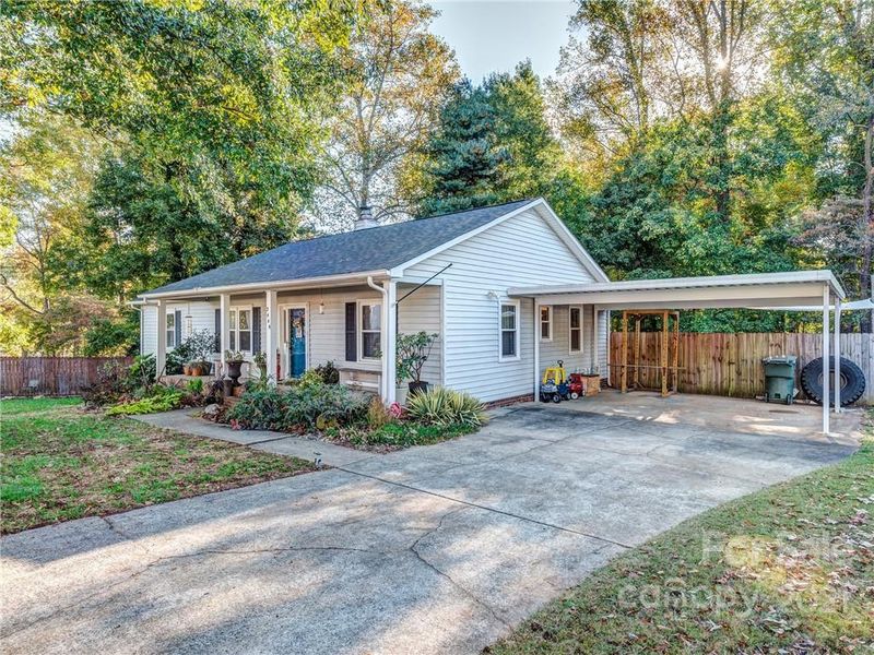 2449 Amity Ave, Gastonia, NC 28054