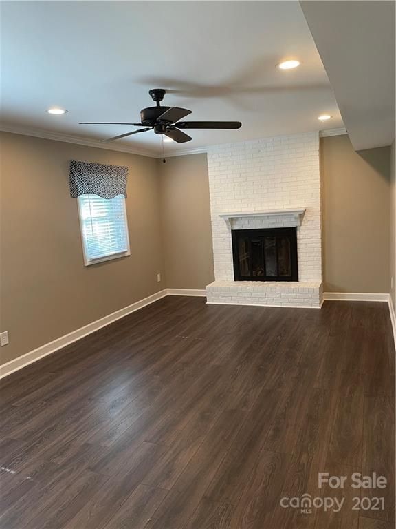 5207 Glenbrier Dr, Charlotte, NC 28212