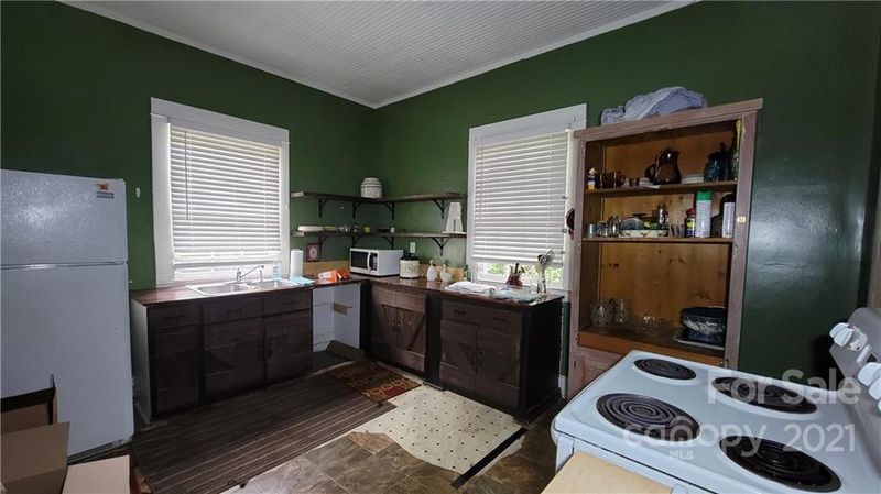 106 Brawley St, Chester, SC 29706