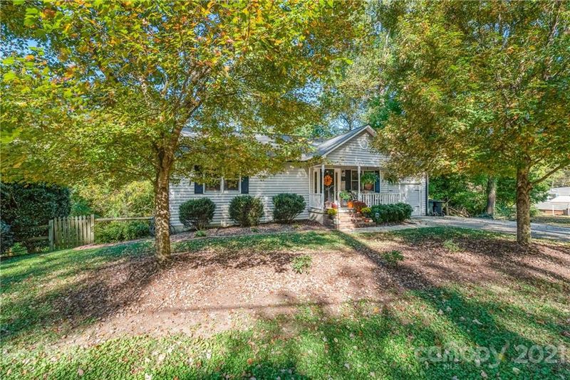 629 Hyde Park Dr NE, Concord, NC 28025