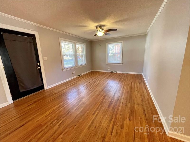 203 Hillside Ave, Concord, NC 28025