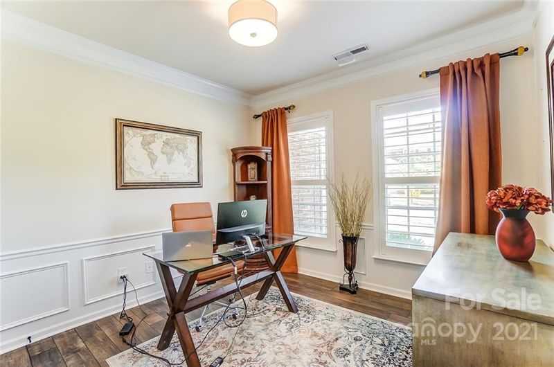 12422 Current Dr, Charlotte, NC 28278