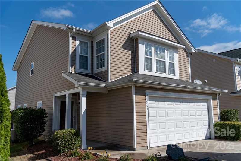 13455 Glasgow Green Ln, Charlotte, NC 28213