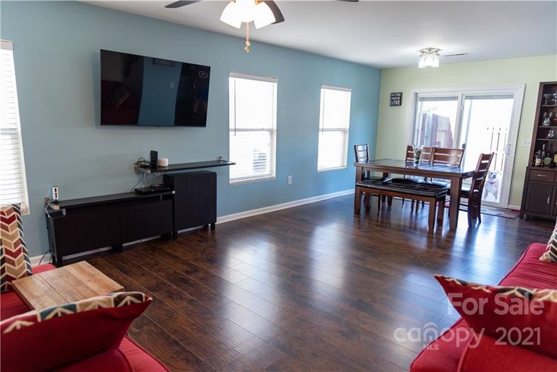 13455 Glasgow Green Ln, Charlotte, NC 28213