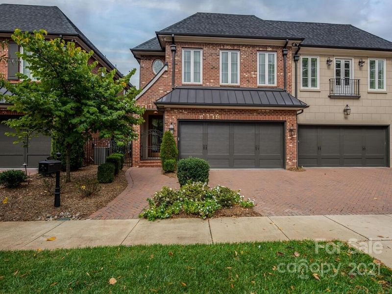 115 Huntley Pl, Charlotte, NC 28207
