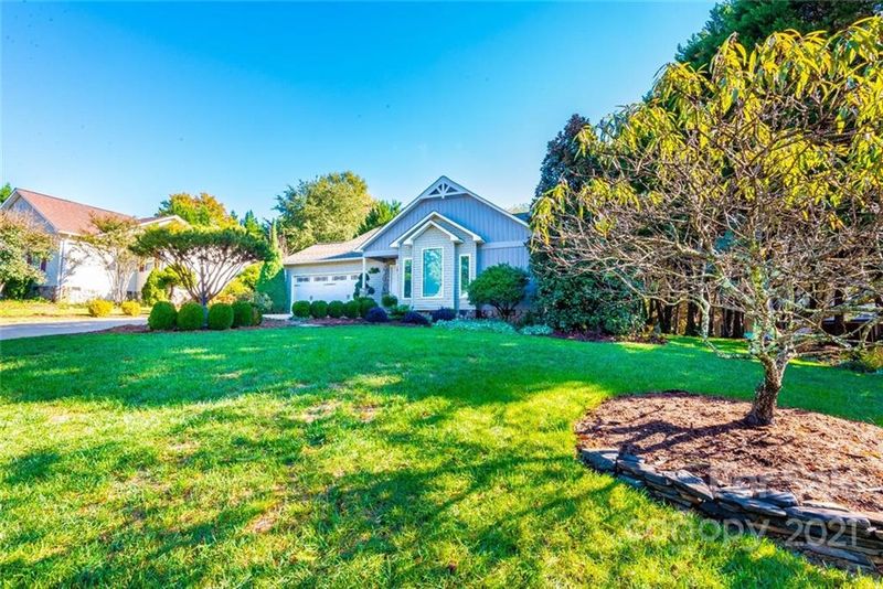 1512 Running Deer Dr NW, Conover, NC 28613
