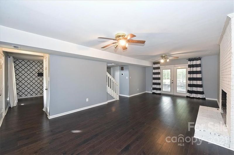 11516 Park Rd, Charlotte, NC 28226