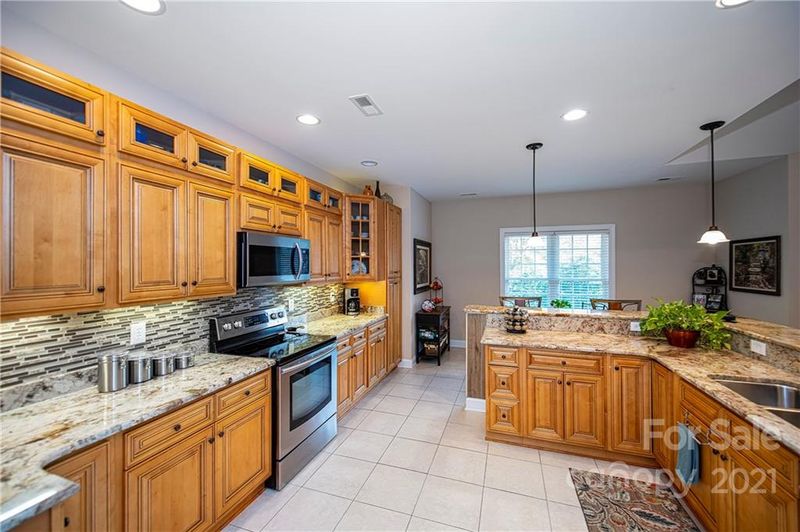 233 Highland Forest Dr #12, Clover, SC 29710