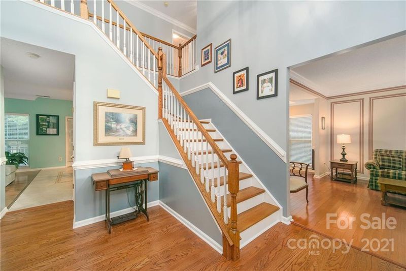 2823 Oakcroft Dr, Matthews, NC 28105