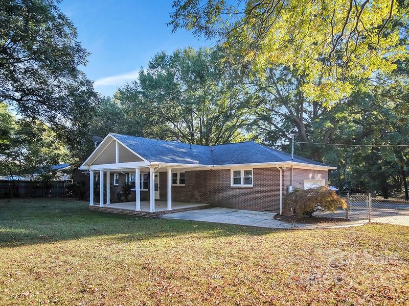 1506 E Perry St, Gastonia, NC 28054