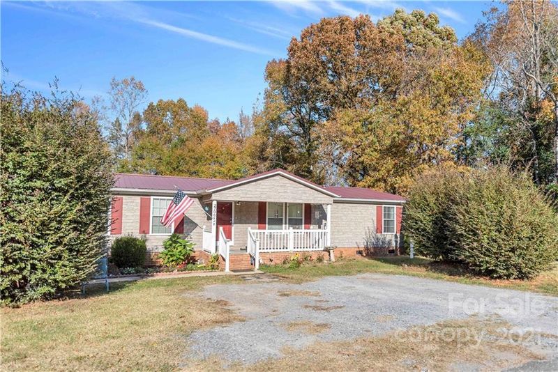 2706 12 Lowell Rd, Gastonia, NC 28054