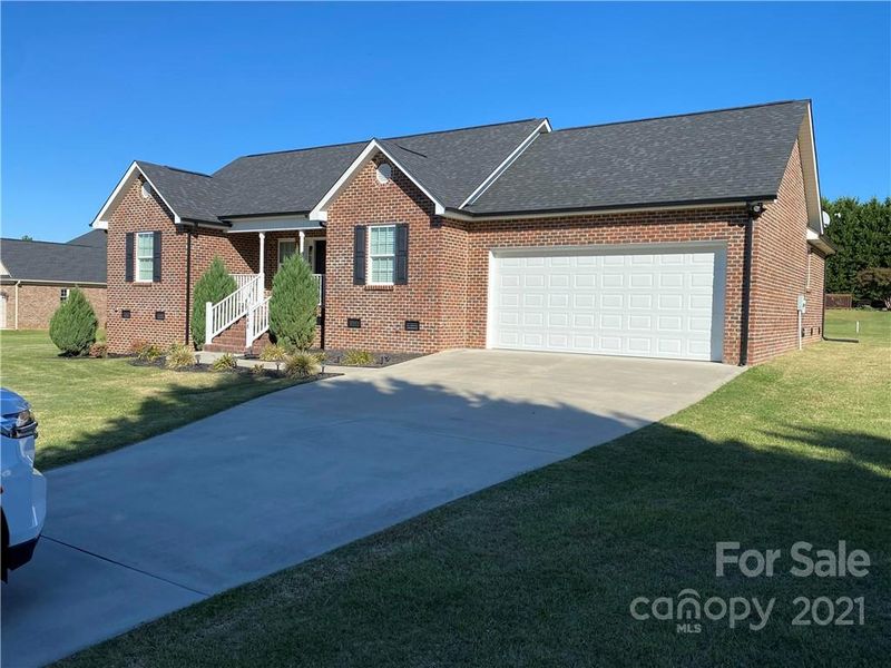 1448 Dawnview Ln, Lincolnton, NC 28092