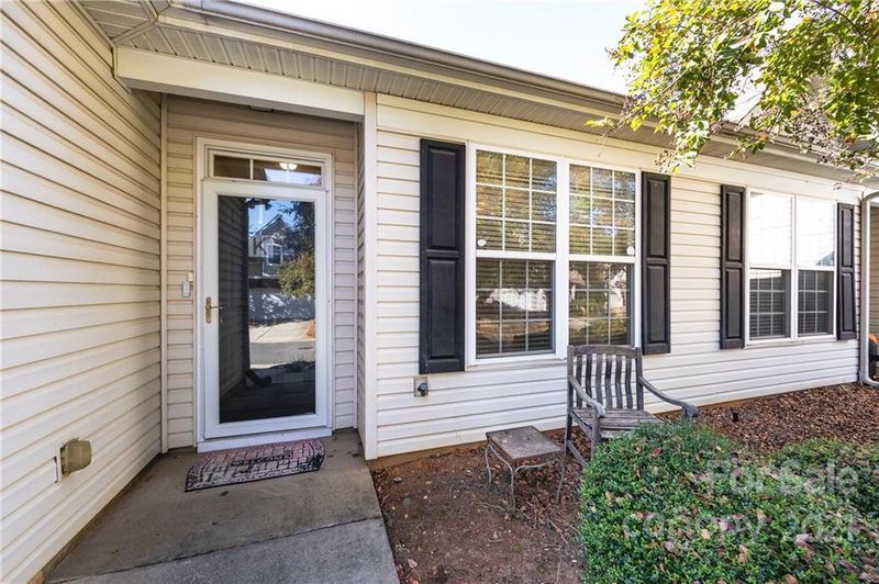 4514 Glenlea Commons Dr, Charlotte, NC 28216