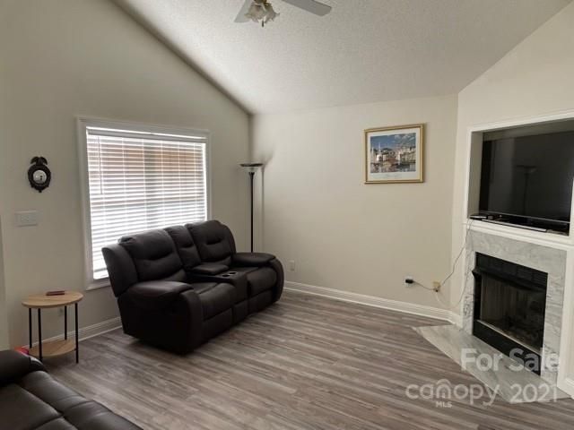 6017 Crape Myrtle Ln #Level, Charlotte, NC 28216