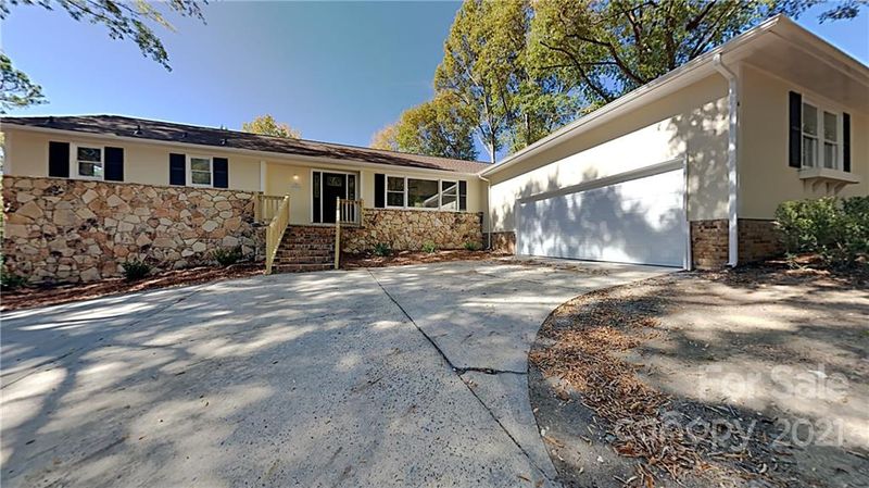 305 Brookside Dr, Fort Mill, SC 29715