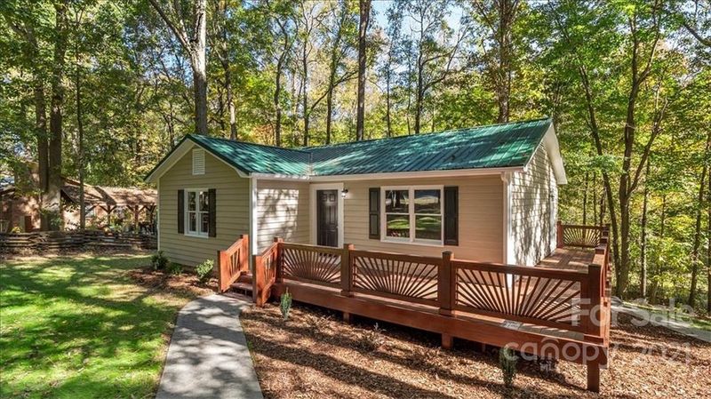 6001 Senconee Rd, Matthews, NC 28104