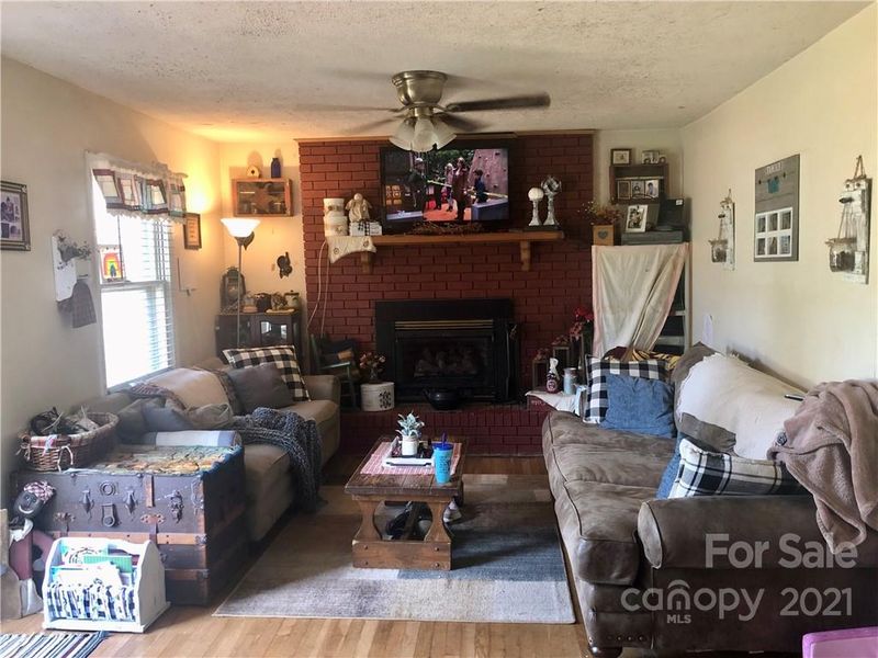 1798 Sprouse St, Lincolnton, NC 28092