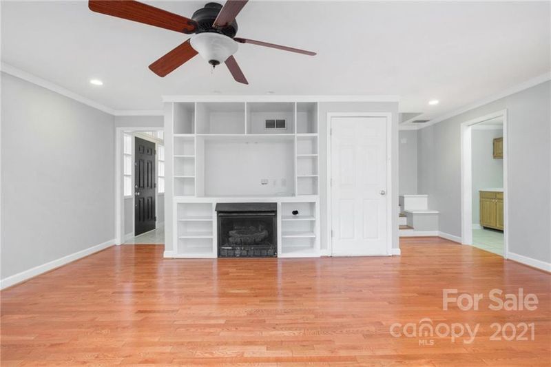 971 Burrage Rd, Concord, NC 28025