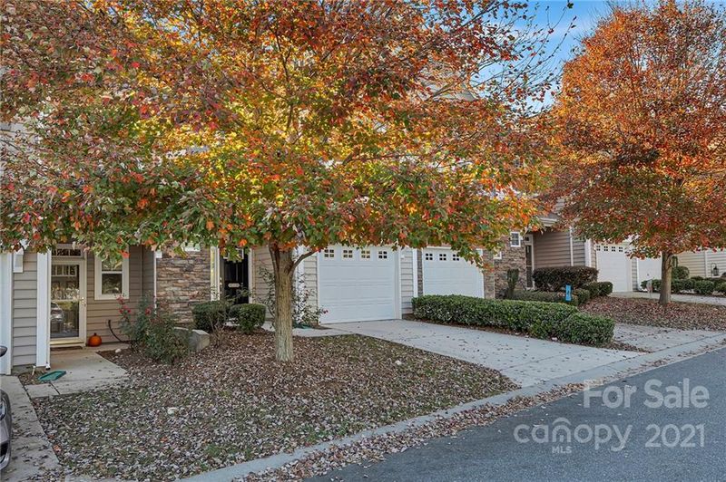 884 Petersburg Dr, Fort Mill, SC 29708