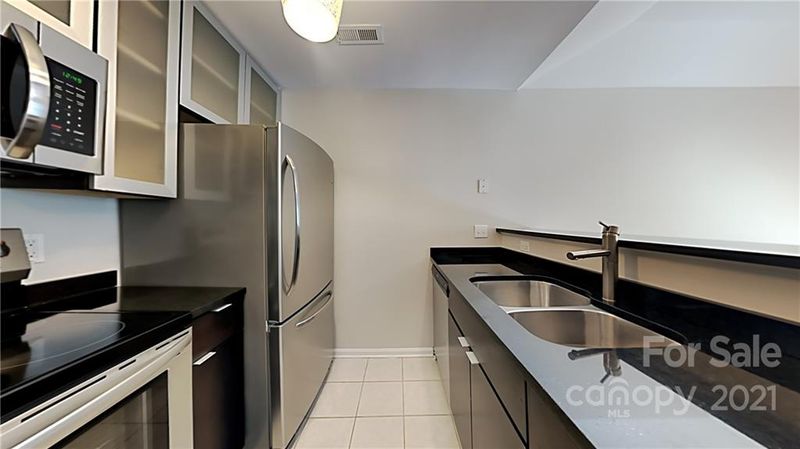 517 Graham St #3G, Charlotte, NC 28202