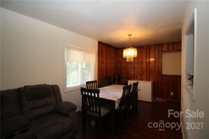 203 S Bragg St, Monroe, NC 28112